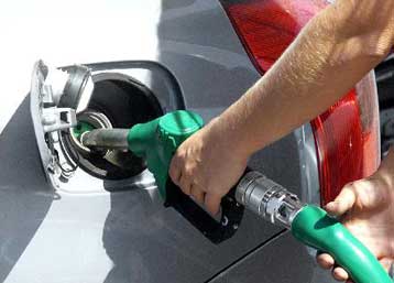Πρόστιμα 174.000 ευρώ σε τέσσερα πρατήρια βενζίνης για νοθεία καυσίμων