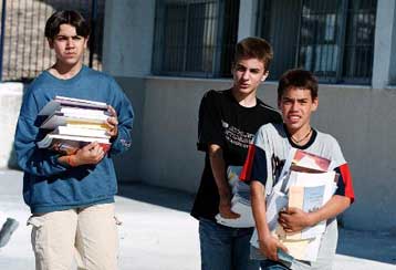 Προσωρινά ελεύθερος ο 17χρονος που τραυμάτισε με μαχαίρι δύο συμμαθητές του