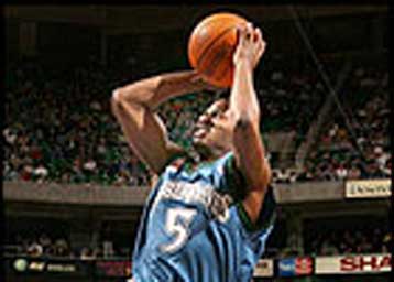 Πολύ κοντά στην απόκτηση του Αμερικανού γκαρντ Ουίλιαμ Έιβερι ο Μακεδονικός