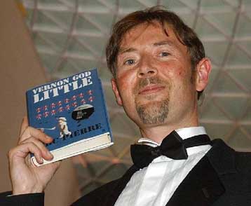 Ο συγγραφέας Ντ.Μπ.Σ. Πιέρ νικητής του λογοτεχνικού βραβείου Μπούκερ