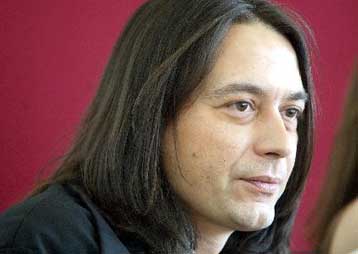 Δεσμεύσεις του υπουργείου Ανάπτυξης για την πάταξη της μουσικής πειρατείας