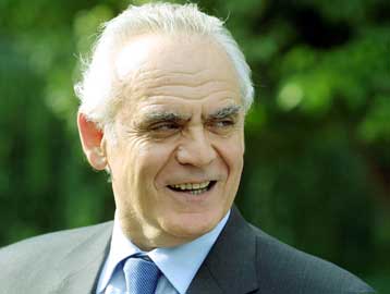 Ομαλά εξελίσσεται η πορεία της υγείας του Ακη Τσοχατζόπουλου