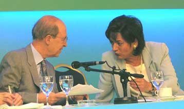 Επιτροπή για τις υποθέσεις των αυθαιρέτων συγκροτεί η κυβέρνηση – Αμεσες κατεδαφίσεις