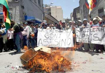 Ογκώδης αντικυβερνητική διαδήλωση στην πρωτεύουσα της Βολιβίας