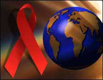 Η συνδυασμένη θεραπεία του HIV αυξάνει κατά δέκα έτη το προσδόκιμο ζωής του φορέα