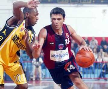 Δύσκολες αλλά νίκες για Παναθηναϊκό και ΑΕΚ