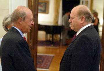 Σε θέση μάχης ζήτησε από τους βουλευτές του ΠΑΣΟΚ να βρίσκονται ο Κ.Σημίτης