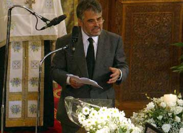 Κατά του υφυπουργού Οικονομικών Απ.Φωτιάδη στρέφεται ο Παναγιώτης Τζαβάρας