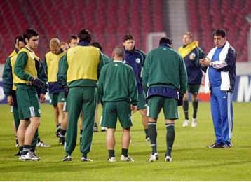 Περασμένο, ξεχασμένο το ματς με το Αιγάλεω, το μήνυμα του Σουμ