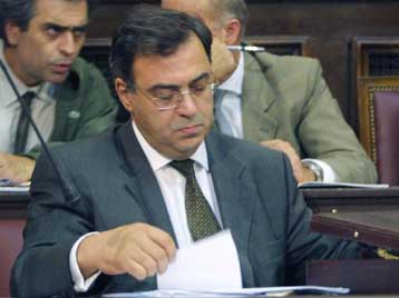 Βελτιωμένη πρόταση Χριστοδουλάκη για το μισθολόγιο των πανεπιστημιακών