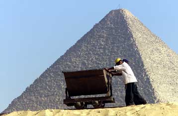 Στο εκχύλισμα κέδρου το μυστικό της ταρίχευσης νεκρών στην αρχαία Αίγυπτο