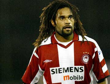 Από τέσσερις, τρεις οι μήνες διακοπής συμβολαίου στον Χούτο, σύμφωνα με την ΕΠΑΕ