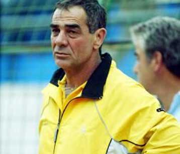 Μόνο τη νίκη σκέφτεται ο Παντζιάρας για την αναμέτρηση του Αρη με τον Ιωνικό