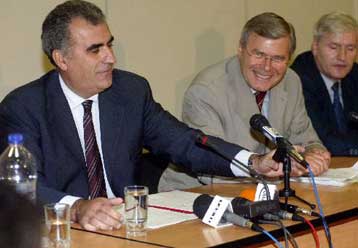 Στο ΕΣΥ εντάσσονται τα νοσοκομεία του ΙΚΑ – Εξαγγελίες για προσωπικό νοσηλευτή