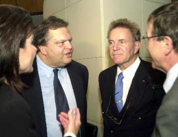 Με συνάντηση Όσβαλντ-Σημίτη ο επίλογος του ελέγχου της ΔΟΕ στα Ολυμπιακά έργα