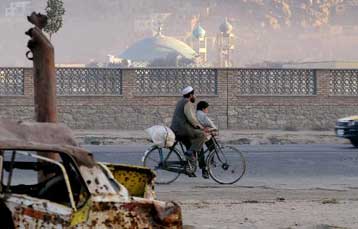 Αποδυναμώνεται ο κυβερνητικός συνασπισμός στο Αφγανιστάν, εκτιμά αξιωματούχος του ΟΗΕ