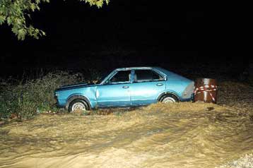 Ένα νεκρό και μεγάλες καταστροφές άφησαν πίσω τους οι καταιγίδες που έπληξαν την Αρτα