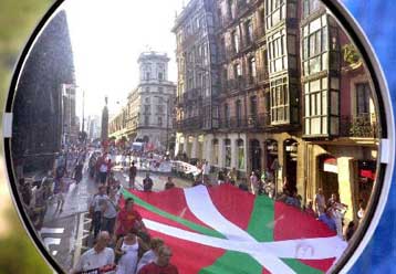 Προς πλήρη επαναπροσδιορισμό των σχέσεών της με την Ισπανία κινείται η Χώρα των Βάσκων