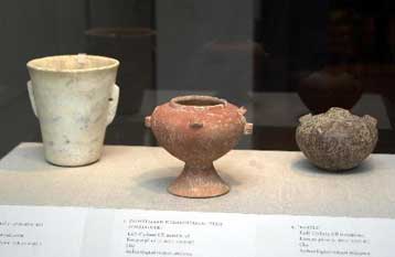 Χιλιάδες αρχαία αντικείμενα εντοπίστηκαν σε 33 αποθήκες σε Ελβετία, Βρετανία και ΗΠΑ