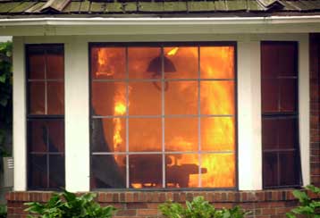 Τεράστιες οι καταστροφές στην Καλιφόρνια από τις πυρκαγιές – Στους 13 οι νεκροί