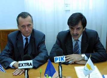 Διετές πρόγραμμα οικονομικής συνεργασίας υπέγραψαν Ελλάδα και Κύπρος