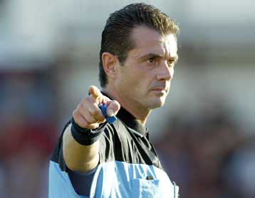 H UEFA επέλεξε και πάλι τον Κύρο Βασσάρα για να σφυρίξει αγώνα του Champions League