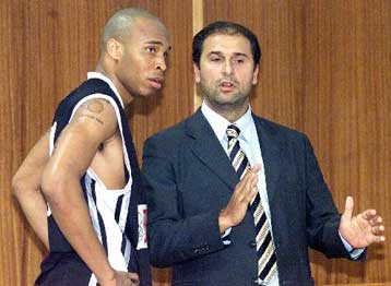 Εκτός έδρας δοκιμασίες για τους εκπροσώπους της Ελλάδας στη FEL