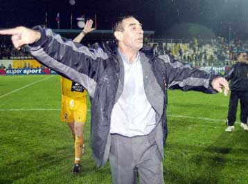 Πρόταση στον Όλε Σκόμποε για την ανάληψη της τεχνικής ηγεσίας του Αρη