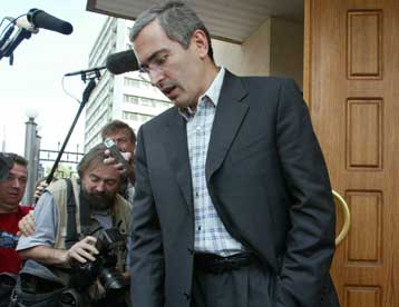 Ανησυχία εκφράζει το Στέιτ Ντιπάρτμεντ για τη σύλληψη του ιδιοκτήτη της Yukos