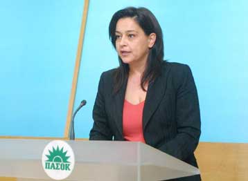 Αντικείμενο διαλόγου με το λαό το πρόγραμμα του ΠΑΣΟΚ, δηλώνει η Χρύσα Αράπογλου