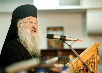 Εντείνονται οι μεσολαβητικές προσπάθειες για την εκτόνωση της εκκλησιαστικής κρίσης