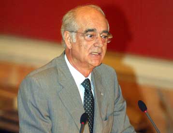 Κρίσιμη ονομαστική ψηφοφορία στη Βουλή για την άρση της ασυλίας έξι βουλευτών