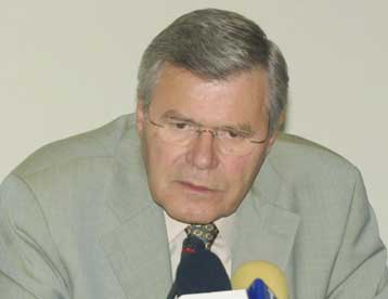 Στο μισό μειώνεται ο χρόνος αναμονής των γιατρών του ΕΣΥ για μονιμοποίηση