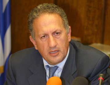 Πληροφορίες σε ευαίσθητες επαγγελματικές και κοινωνικές ομάδες θα παρέχουν τα ΚΕΠ