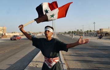 Επίθεση κατά του δημάρχου της Φαλούτζα από εξαγριωμένο πλήθος Ιρακινών