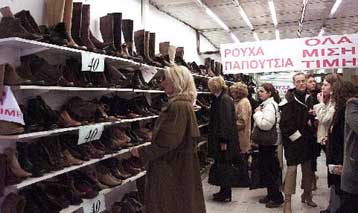 Συμφωνεί η ΓΣΕΒΕΕ με την εφαρμογή του «Ολυμπιακού ωραρίου» μόνο για δύο μήνες