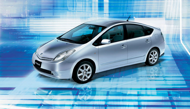 Υπεράνω προσδοκιών οι πωλήσεις του Toyota Prius II στην Ιαπωνία