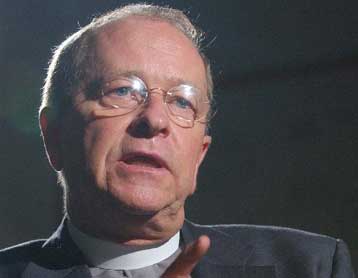 Εν μέσω αντιδράσεων η χειροτονία ομοφυλόφιλου επισκόπου στο Νιου Χαμσάιρ των ΗΠΑ