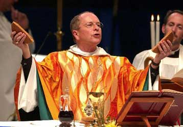 Διχασμένη η Αγγλικανική Εκκλησία μετά τη χειροτονία του ομοφυλόφιλου Τζιν Ρόμπινσον