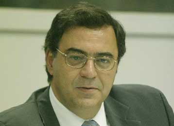 Σημαντική αύξηση του ελλείμματος στο εννεάμηνο – Υπέρβαση στόχων σε έσοδα και δαπάνες