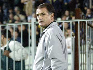 Μετά βίας 18 παίκτες συγκέντρωσε ο Μπάγεβιτς για τον αγώνα της ΑΕΚ με την Αϊντχόβεν