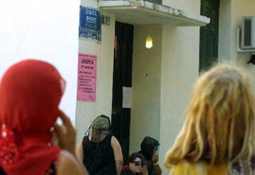 Χαλαρώνουν οι ρυθμίσεις για τους οίκους ανοχής