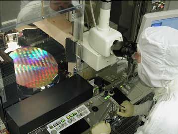 Νέο σχέδιο της Intel περιορίζει τις διαρροές ρεύματος στους επεξεργαστές