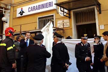 Σε αναρχικούς με διασυνδέσεις σε Ελλάδα και Ισπανία αποδίδεται έκρηξη στη Ρώμη