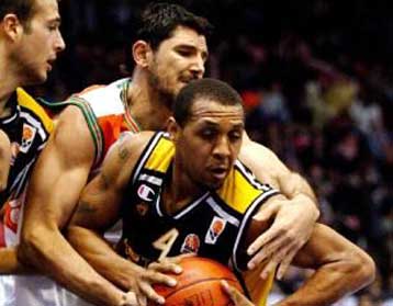 Πρεμιέρα με ήττα για την ΑΕΚ στην Euroleague, 75-69 από την Ουλκέρ