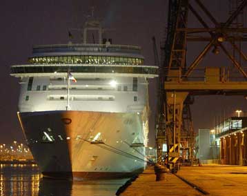 Στο λιμάνι του Σαουθάμπτον κατέπλευσε τo πρωί της Πέμπτης το κρουαζιερόπλοιο Aurora