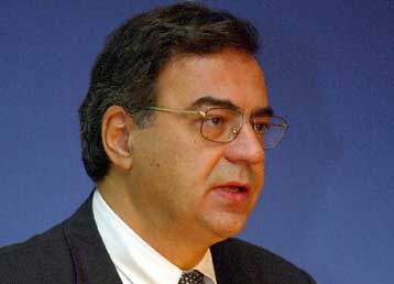 Σε ιδιώτες οι υποδομές μη αθλητικού χαρακτήρα μετά το 2004, λέει ο Ν.Χριστοδουλάκης