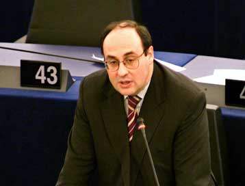 Η ΕΕ κατέληξε σε συμφωνία με την Αλβανία για τον επαναπατρισμό λαθρομεταναστών