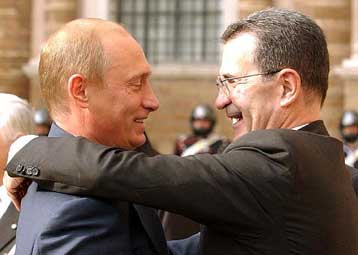 Υπόθεση Yukos και Τσετσενία επισκίασαν τη Σύνοδο Κορυφής ΕΕ-Ρωσίας