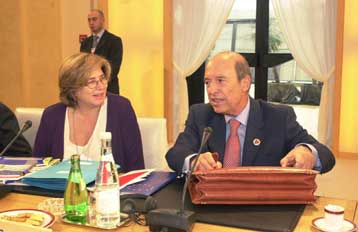 «Δυσφορία» του πρωθυπουργού για την απόφαση της Ελ.Παπαζώη να μην πολιτευθεί